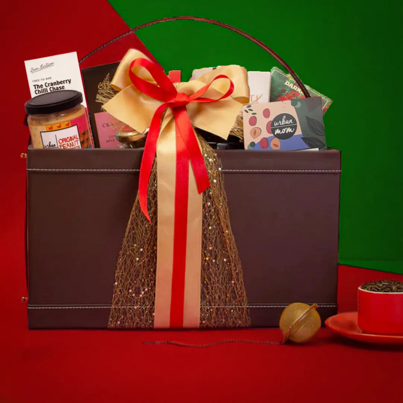 The Festive Grandeur Gift Basket