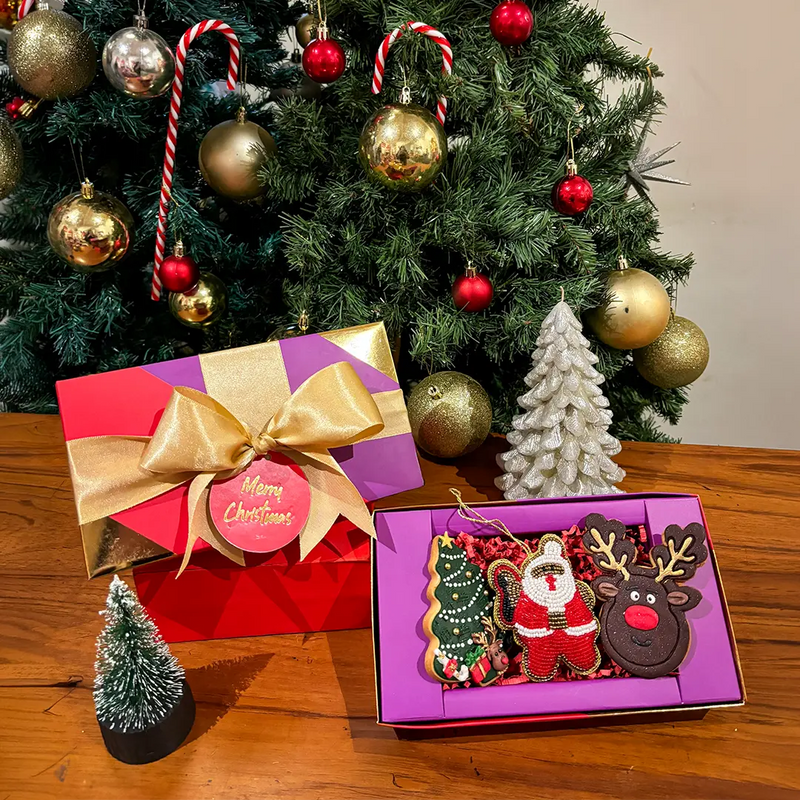 The Merry Moments Gift Box